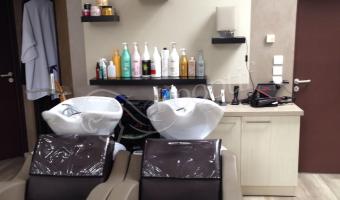 Au Salon De Laura Guyans Vennes 25390 Coordonnees Horaires Telephone Kooptif